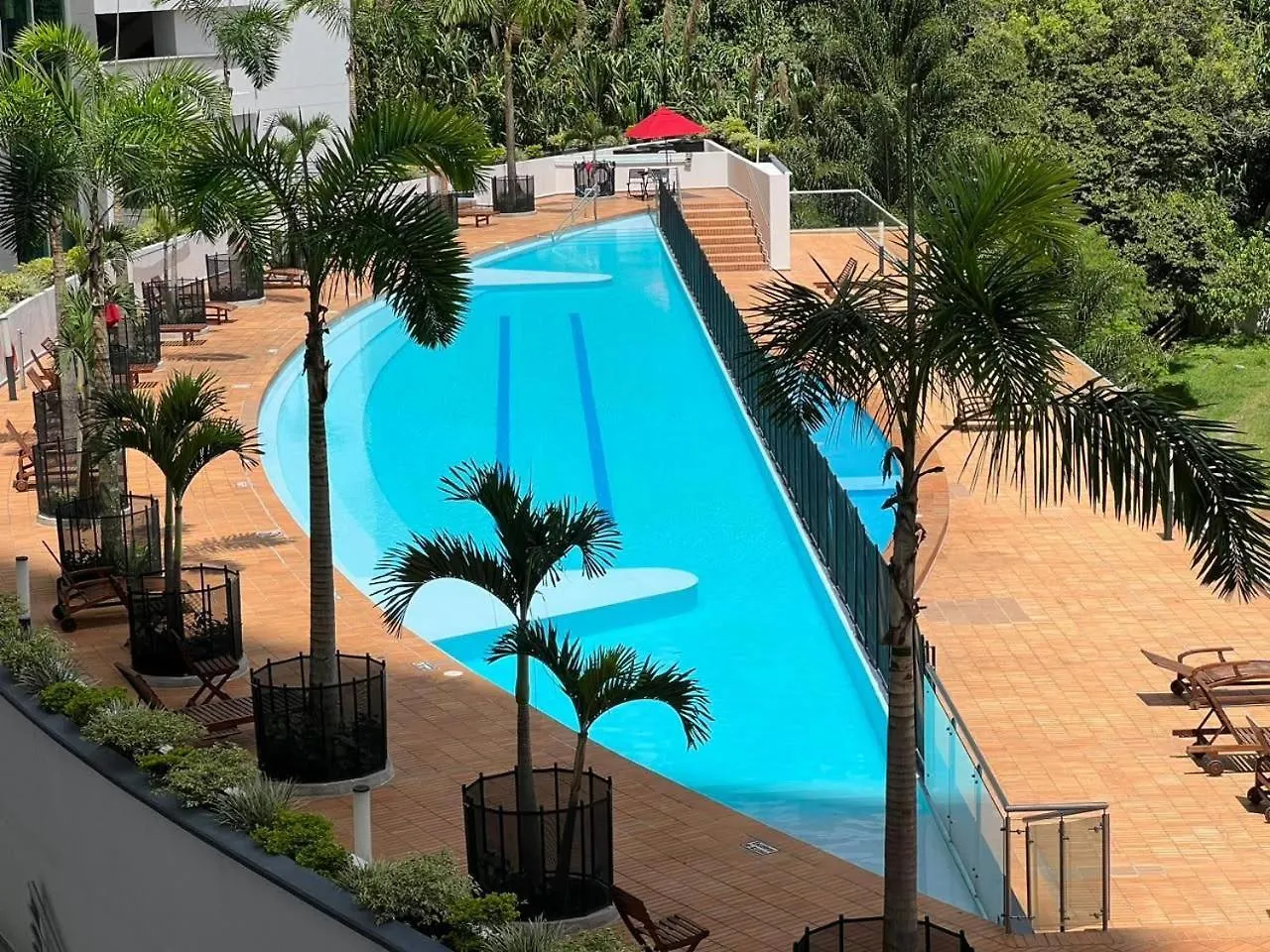 El Poblado: Elegancia Y Confort Medellin
